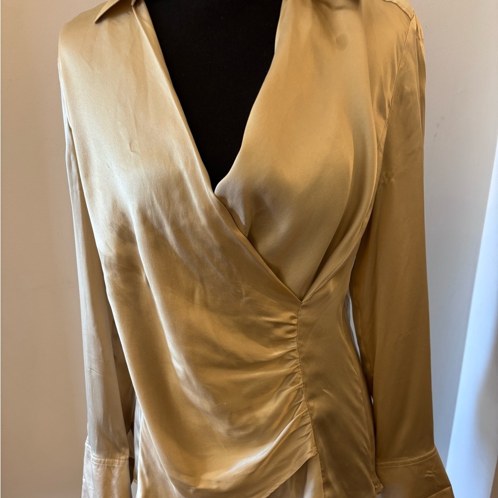 Ann Taylor 100% Silk blouse